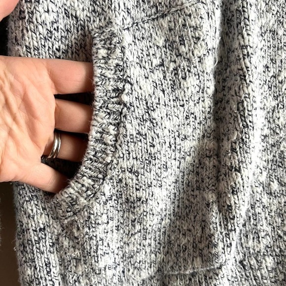 L.L.Bean 100% Cotton Chunky Knit Open Front Cardigan in Marled Grey White, Small - Picture 8 of 11